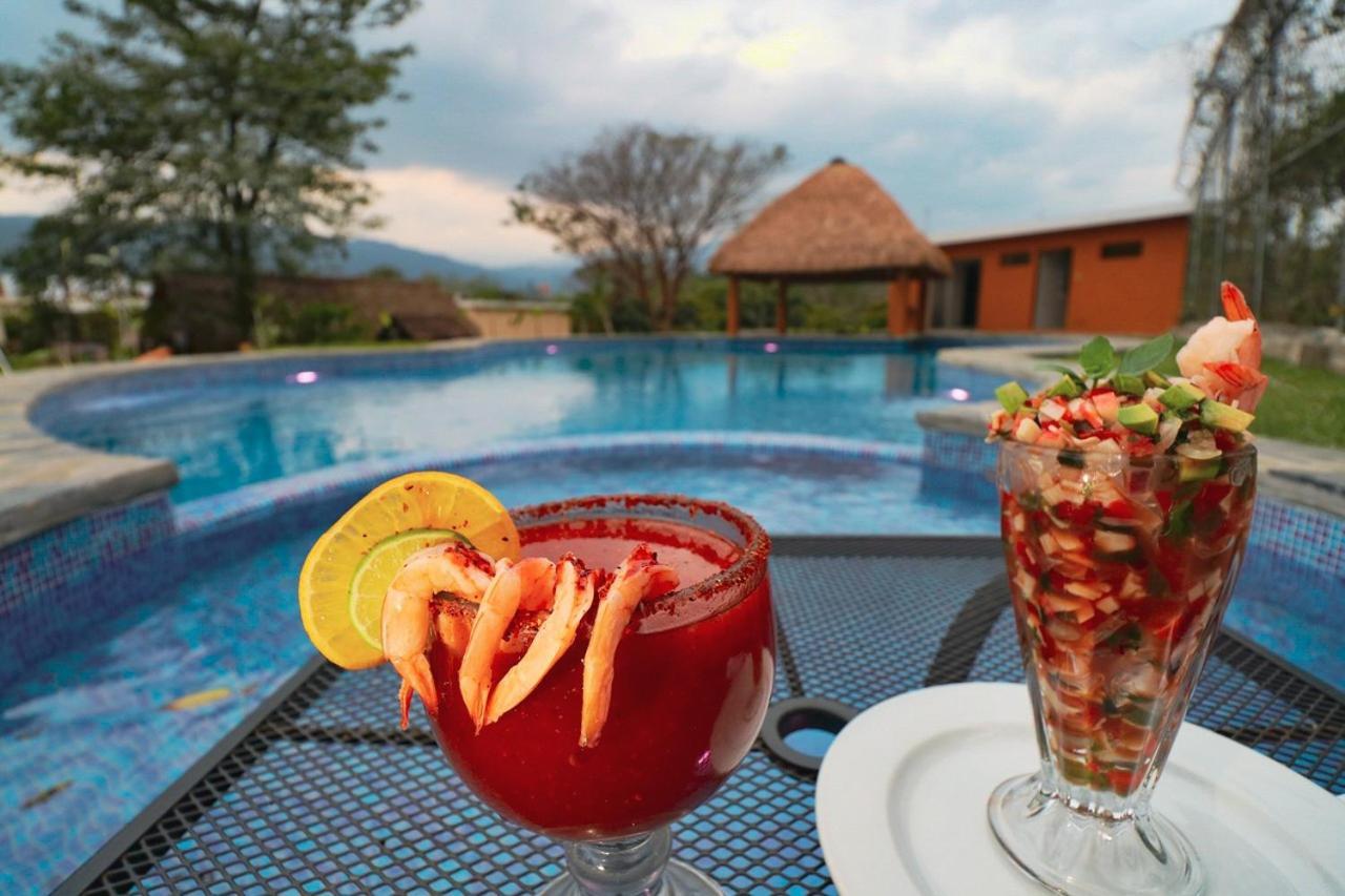 Hotel Vista Verde Huichihuayan ภายนอก รูปภาพ