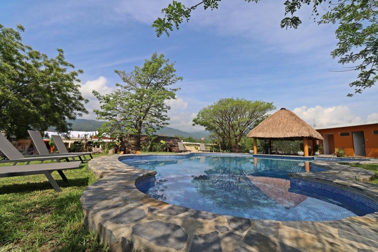 Hotel Vista Verde Huichihuayan ภายนอก รูปภาพ