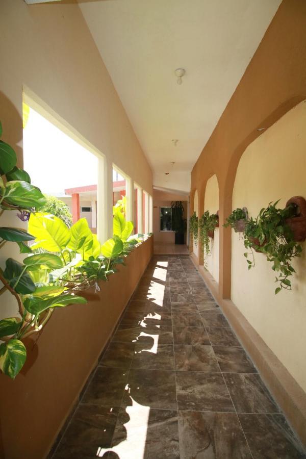 Hotel Vista Verde Huichihuayan ภายนอก รูปภาพ