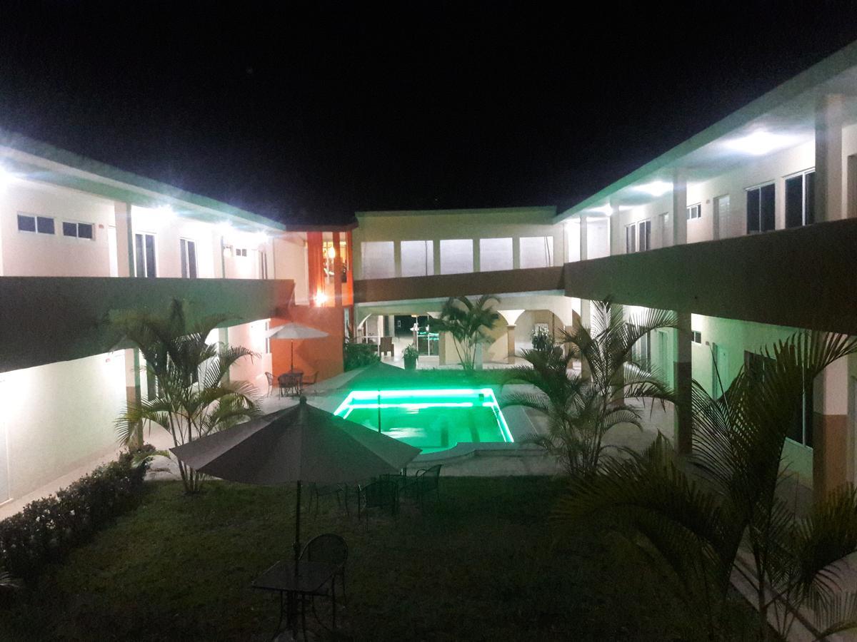 Hotel Vista Verde Huichihuayan ภายนอก รูปภาพ